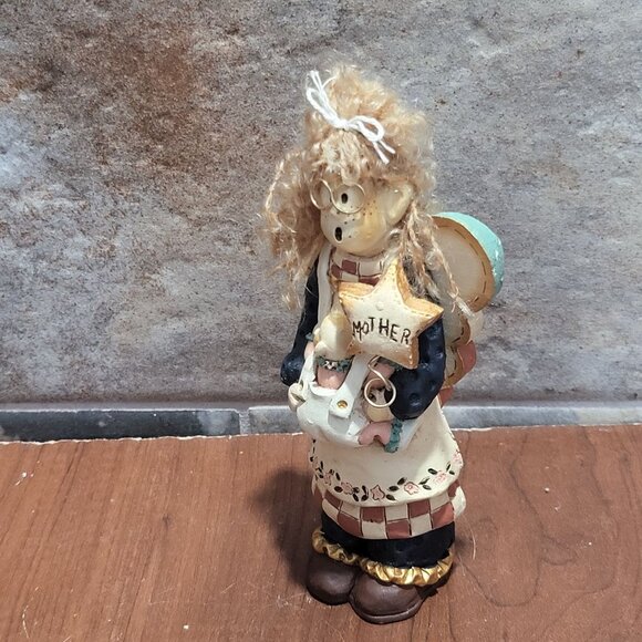 Designs by Diana Angel Figurine 1518 Collectable Sculpture Handcrafted - Picture 8 of 12